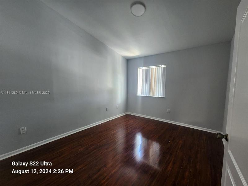 Property photo # 8