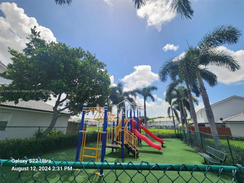 Property photo # 7