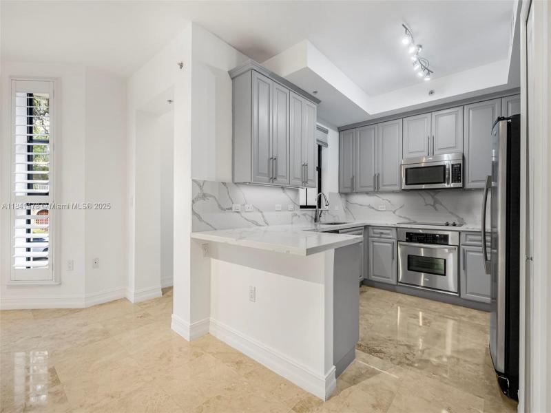 Property photo # 2