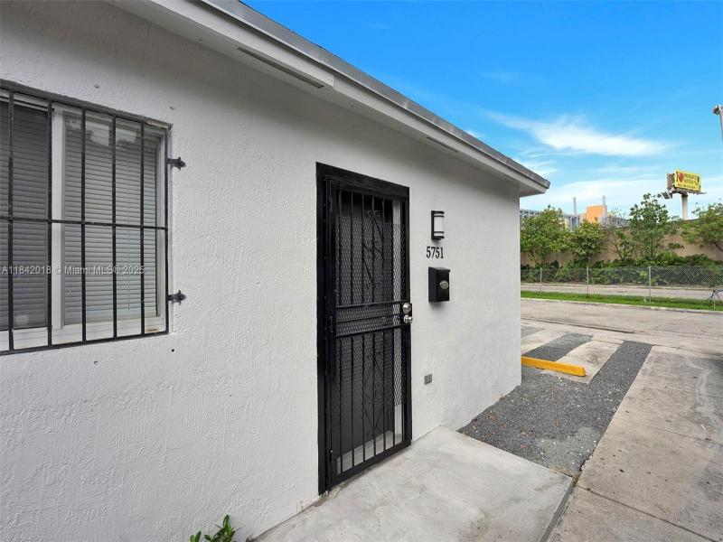 Property photo # 6