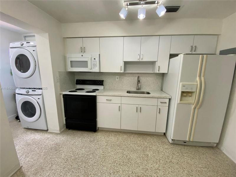 Property photo # 0