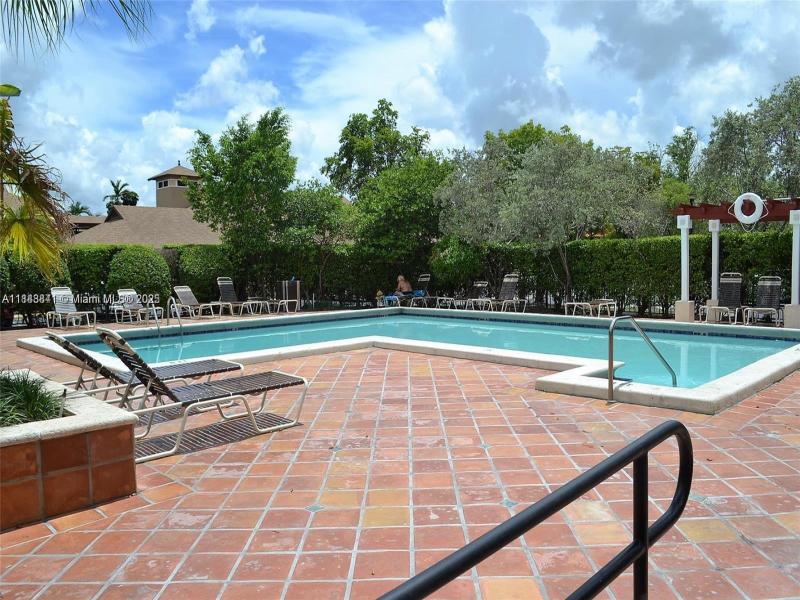 Property photo # 9
