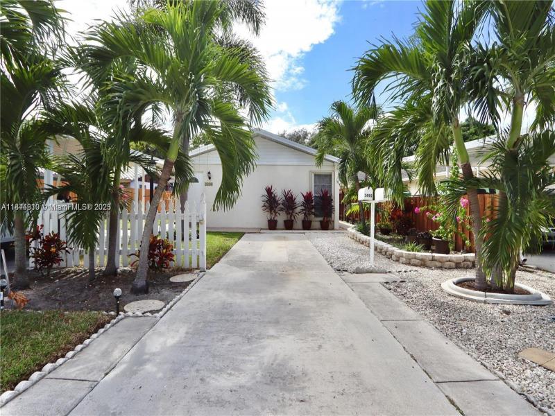 Property photo # 4