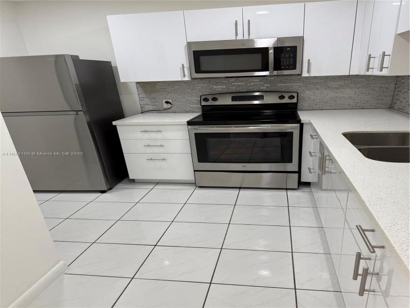 Property photo # 4