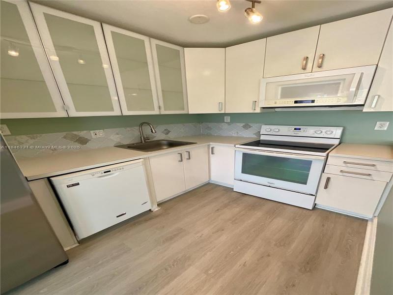 Property photo # 2