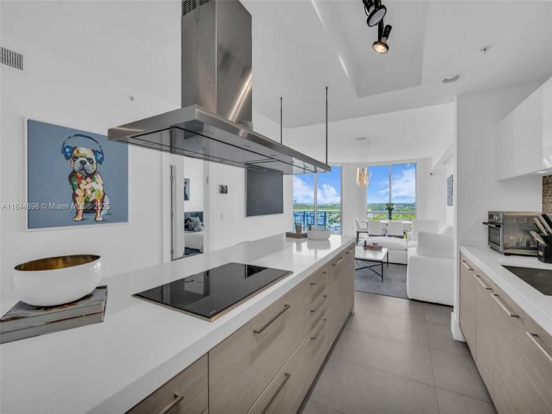 Property photo # 7
