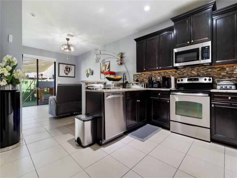 Property photo # 8