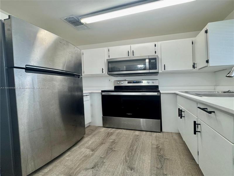 Property photo # 6