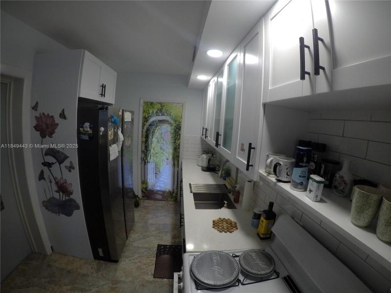 Property photo # 4