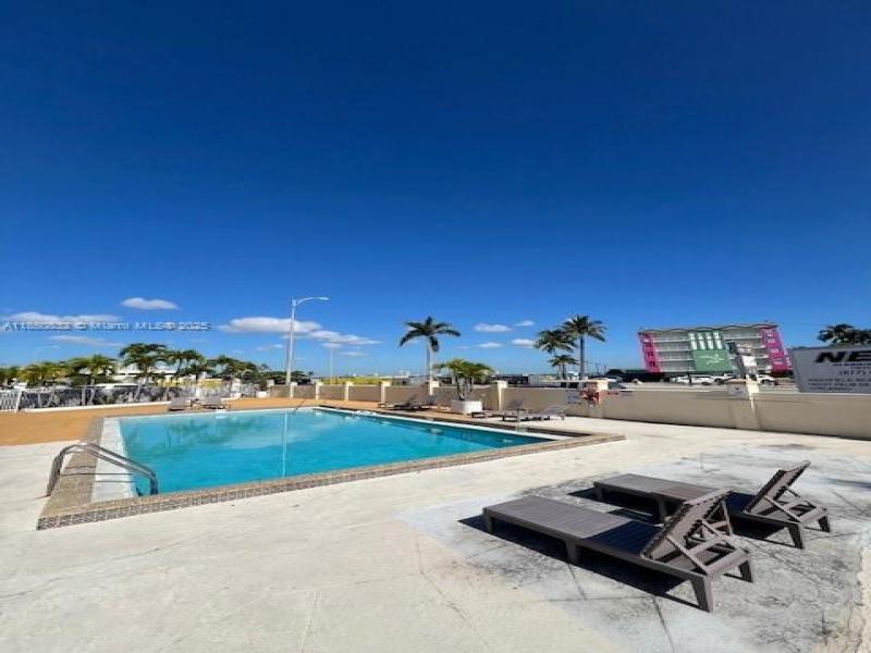 Property photo # 9