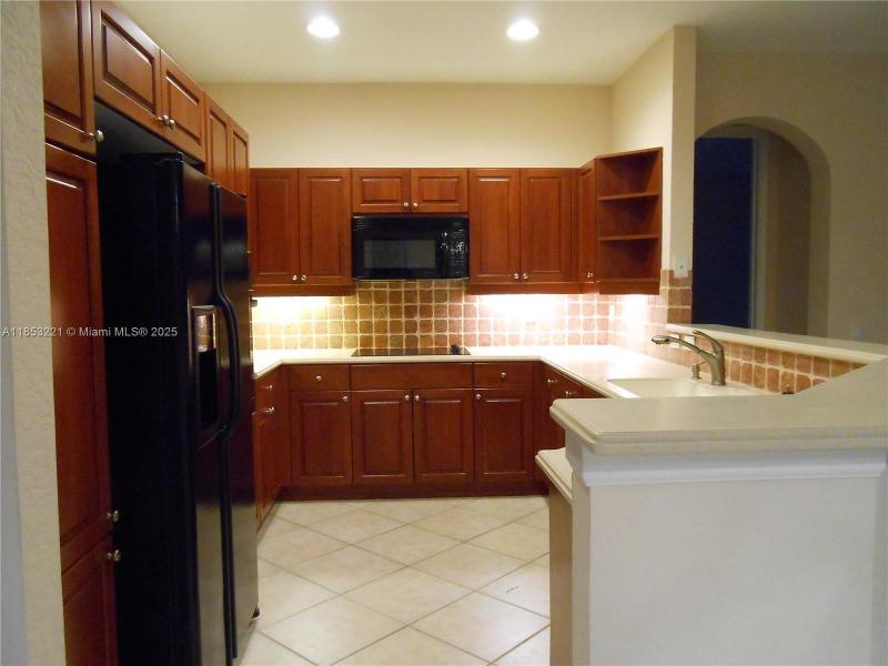 Property photo # 7