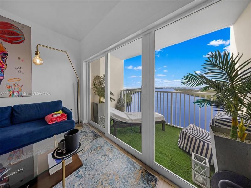 Property photo # 9