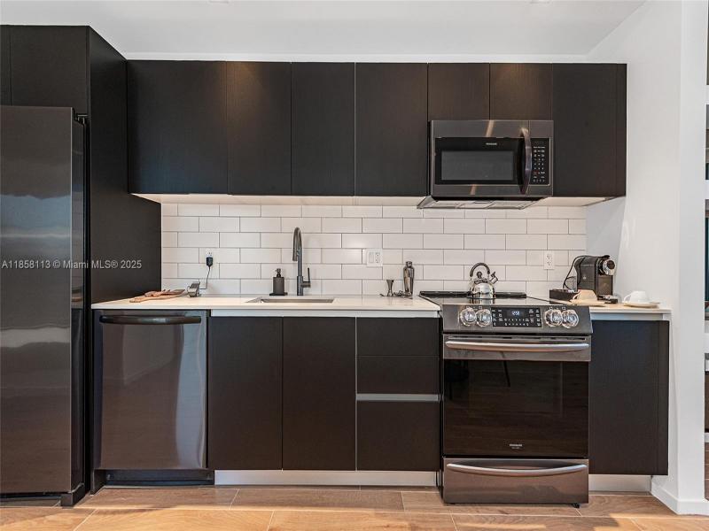 Property photo # 4