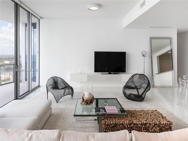 Property photo # 9