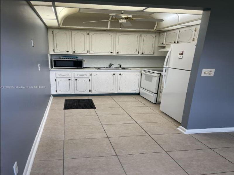 Property photo # 9