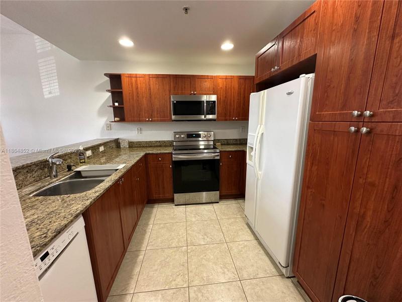 Property photo # 9