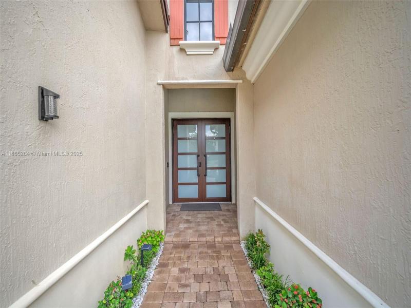 Property photo # 2