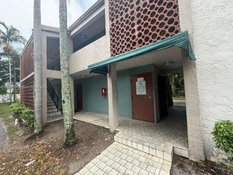 Property photo # 0