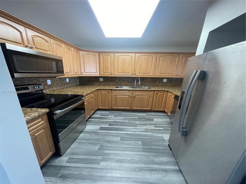 Property photo # 6