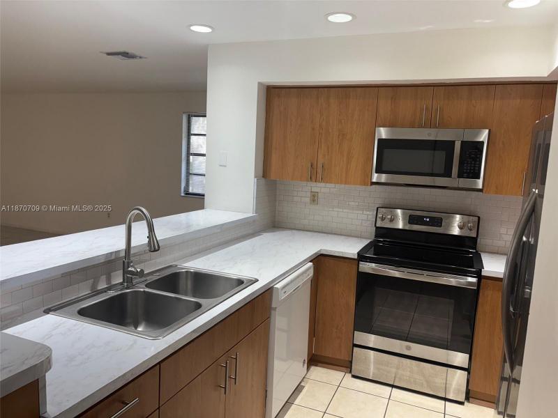 Property photo # 8