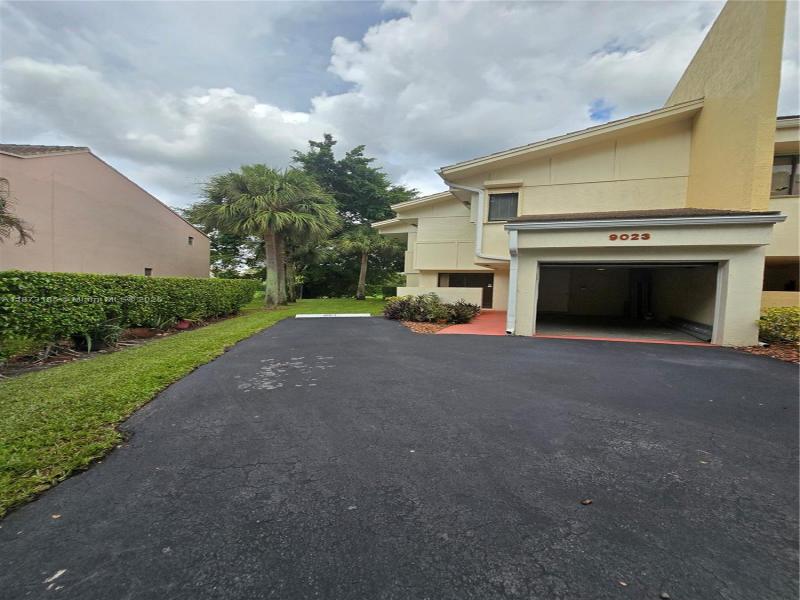 Property photo # 0