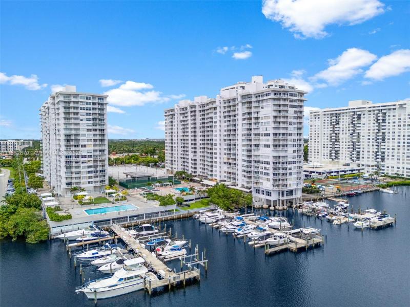 Del Prado South Tower Apt #PH04 & PH03