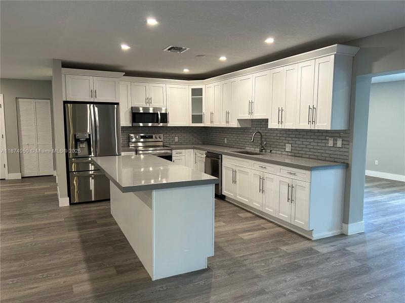 Property photo # 7