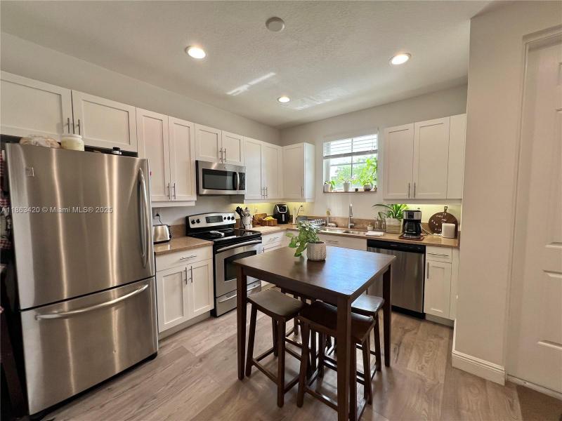 Property photo # 2