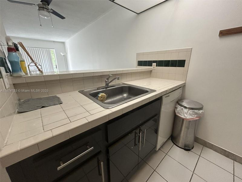 Property photo # 9