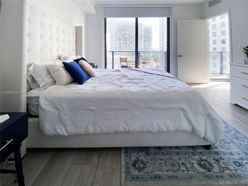 Property photo # 4