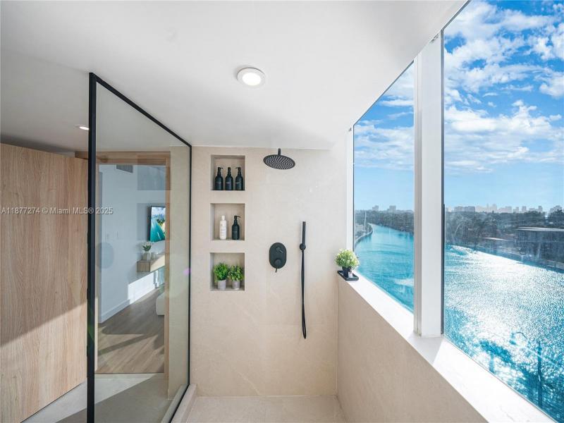 Comprar apartamento en King David Towers 704