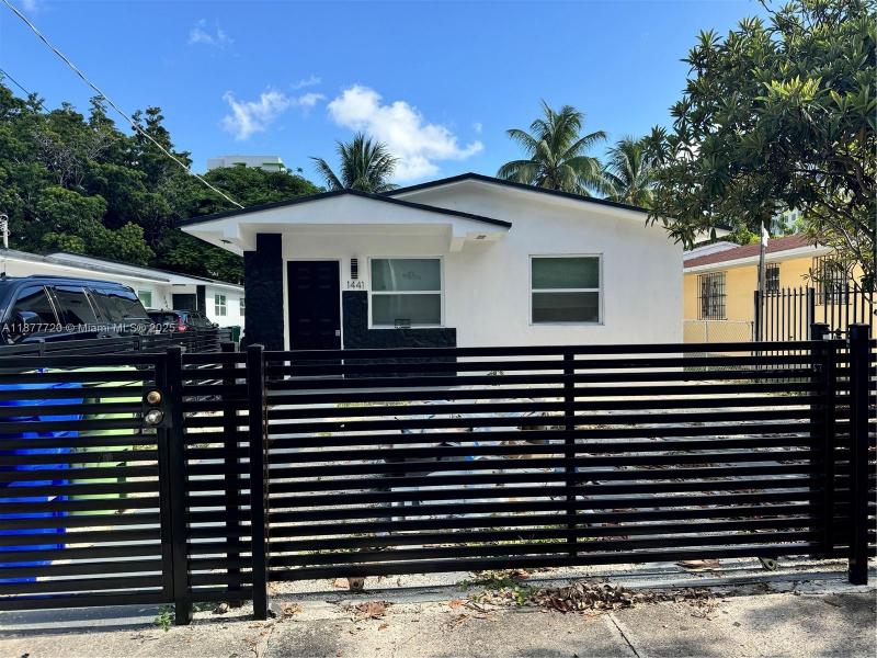 Property photo # 4