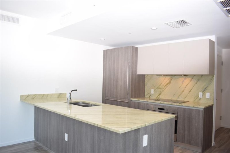 Apartment for rent at SLS Lux Brickell 3004