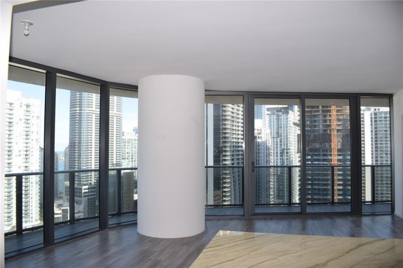 Apartment for rent at SLS Lux Brickell 3004