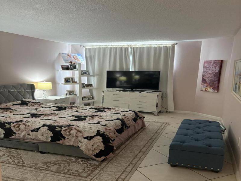 Condo for sale at The Hemispheres 7D