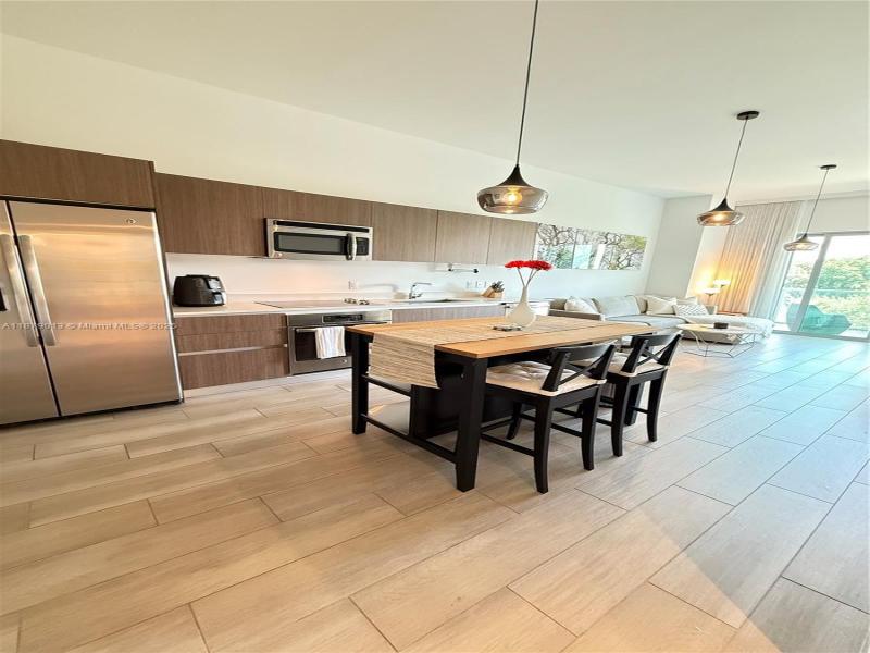 Property photo # 9