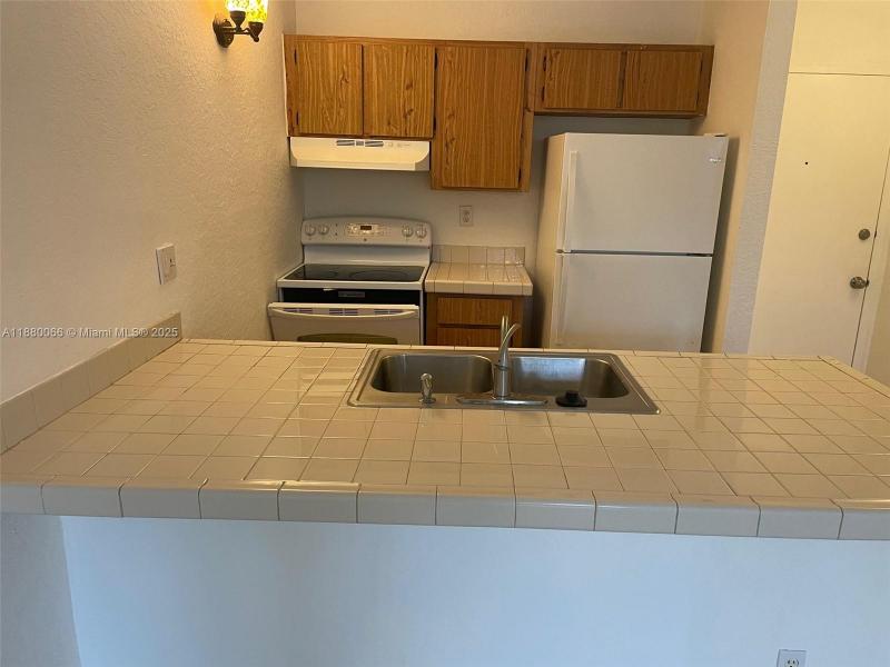 Property photo # 7