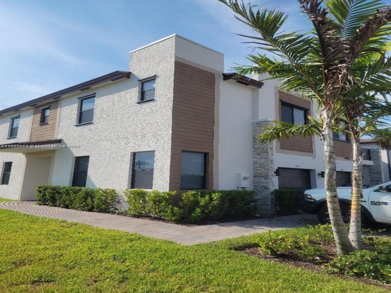 Property photo # 0