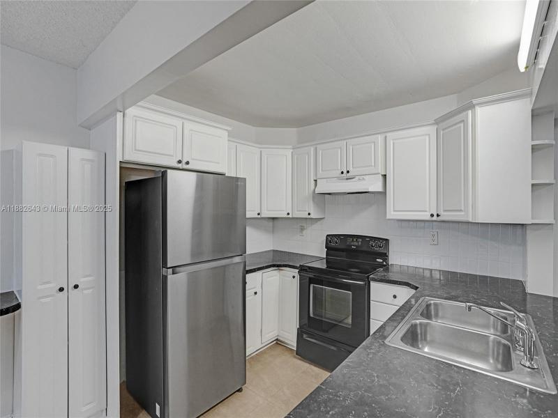 Property photo # 2