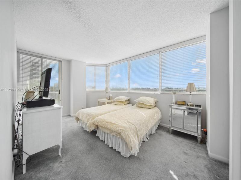 Comprar apartamento en King David Towers 604