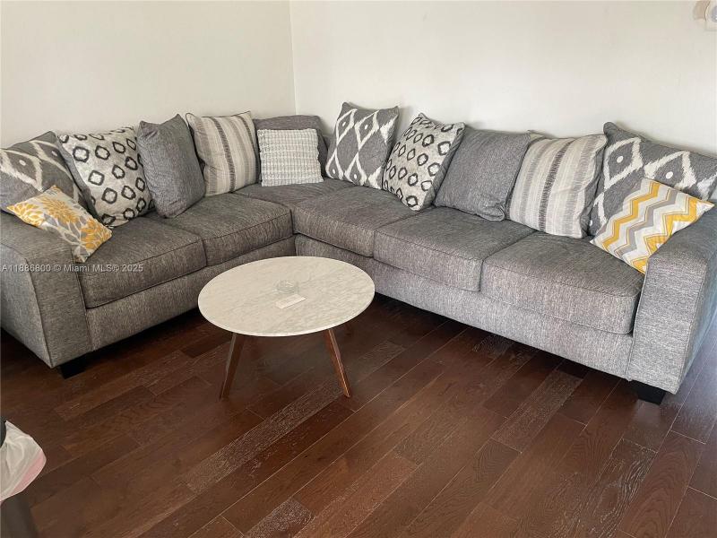 Property photo # 4