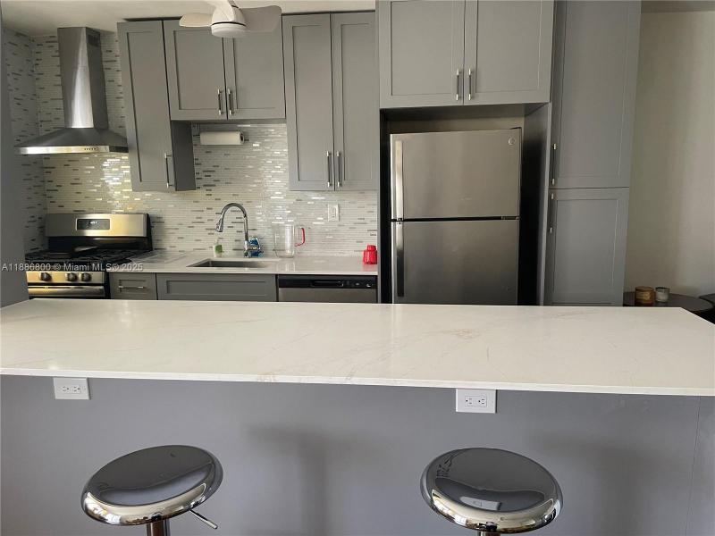 Property photo # 9