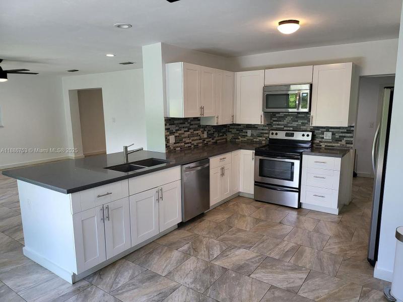 Property photo # 2