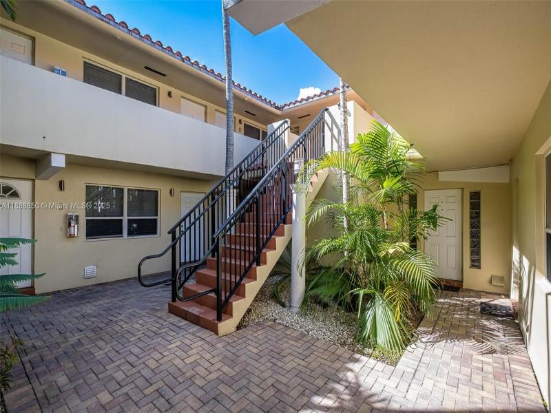 Property photo # 0