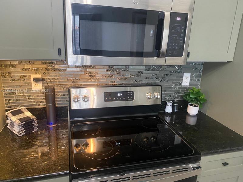 Property photo # 6
