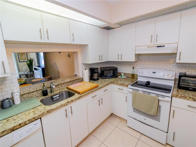 Property photo # 4