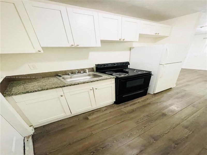 Property photo # 6