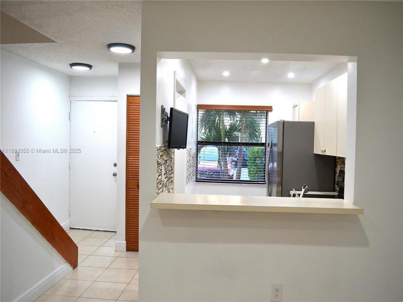 Property photo # 6