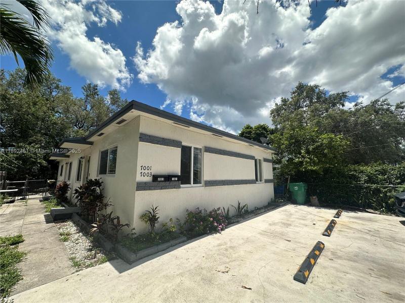 Property photo # 4