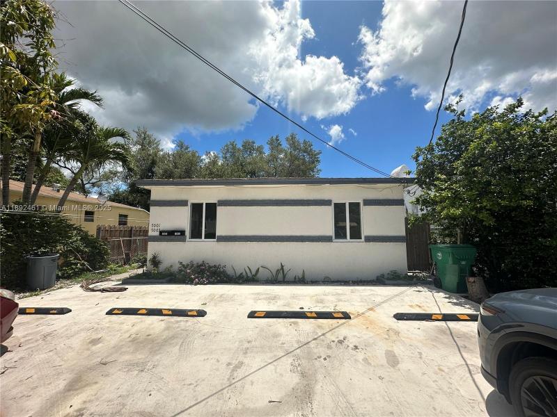 Property photo # 0